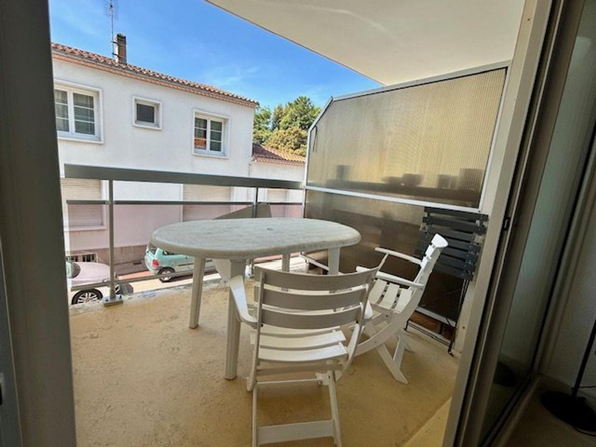 Appartement T2 A Royan, 4 Pers., Proche Plage Et Commerces, Parking, Balcon, Confortable Et Equipe - Fr-1-494-60 Экстерьер фото